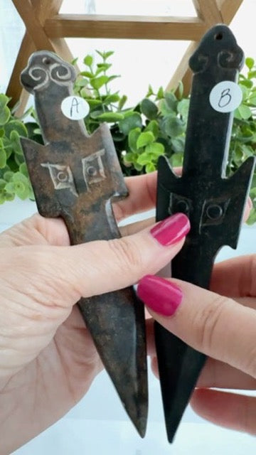 Owl Athame for Boundaries and Wisdom, Hand-Carved Jade Stone 7