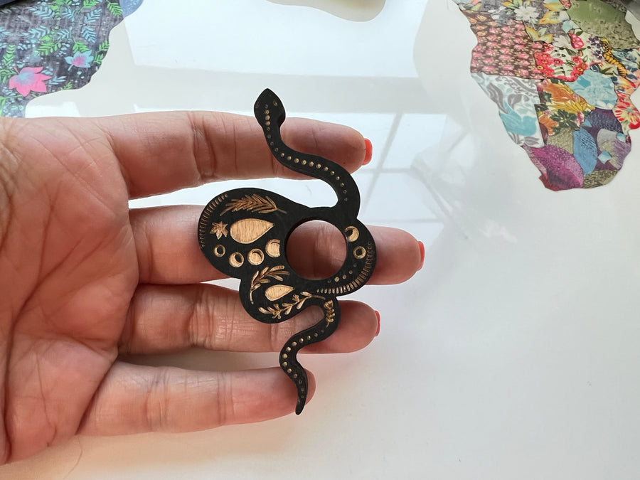 Snake Sphere Stand, Laser Carved Wood for Small Spheres, Black