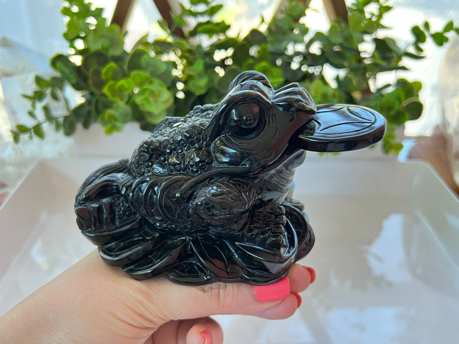 Lucky Frog with Removable Coin, Obsidian Gold Flash, XL 5.5 inches, Crystal Money Toad