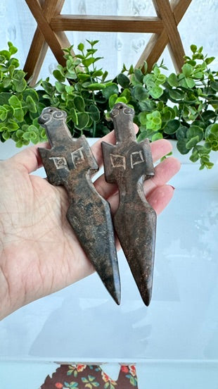 Owl Athame for Boundaries and Wisdom, Hand-Carved Jade Stone 7