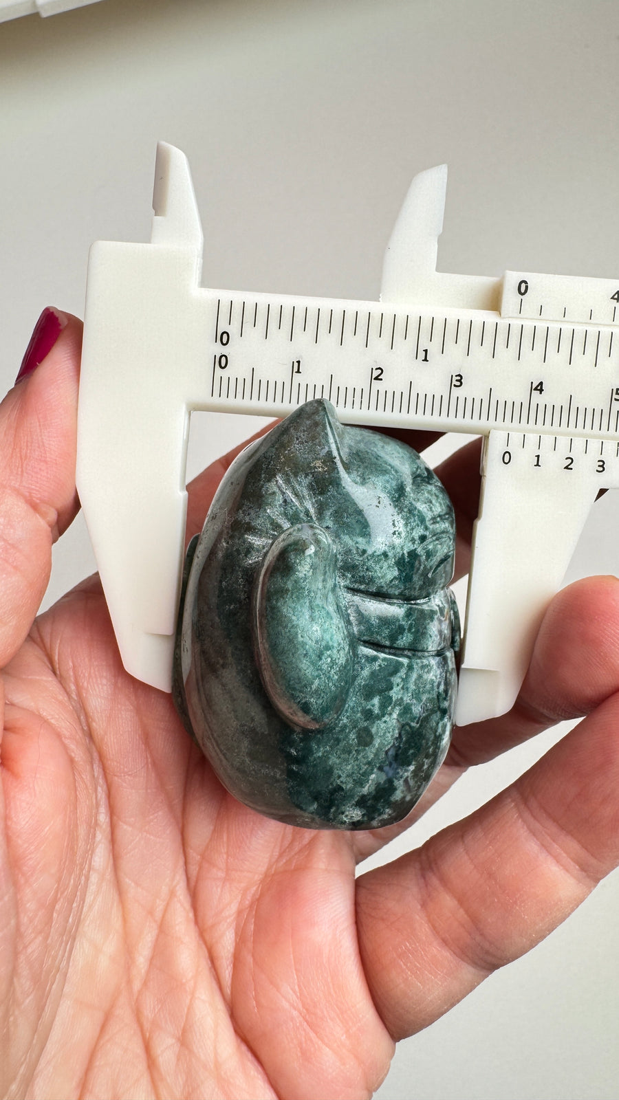 Lucky Cat TWO PAWS UP Moss Agate, Maneki Neko, Crystal Fortune Cat