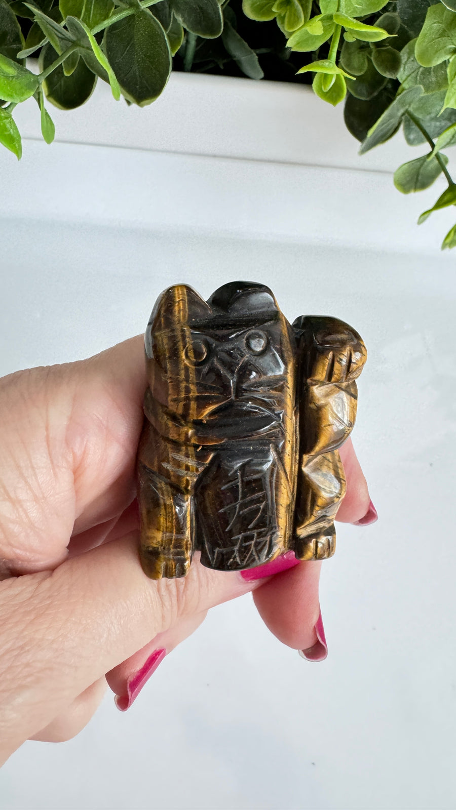 Lucky Cat, Maneki Neko, Crystal Fortune Cat, Beckoning Cat Good Luck Carving