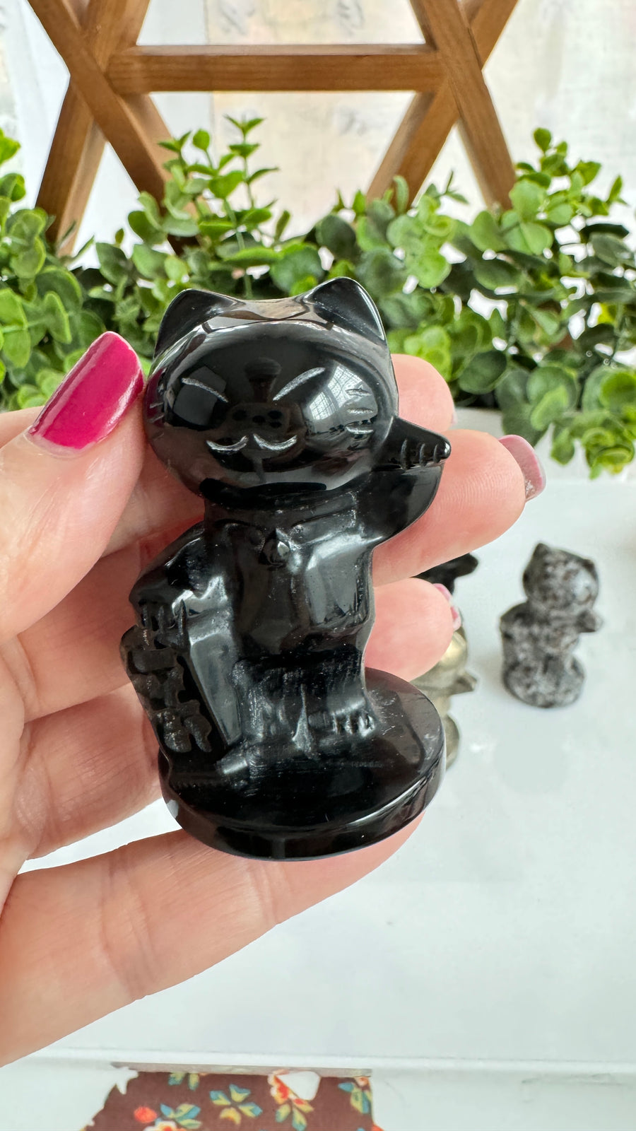 Lucky Cat LEFT PAW UP, Tall 2.5