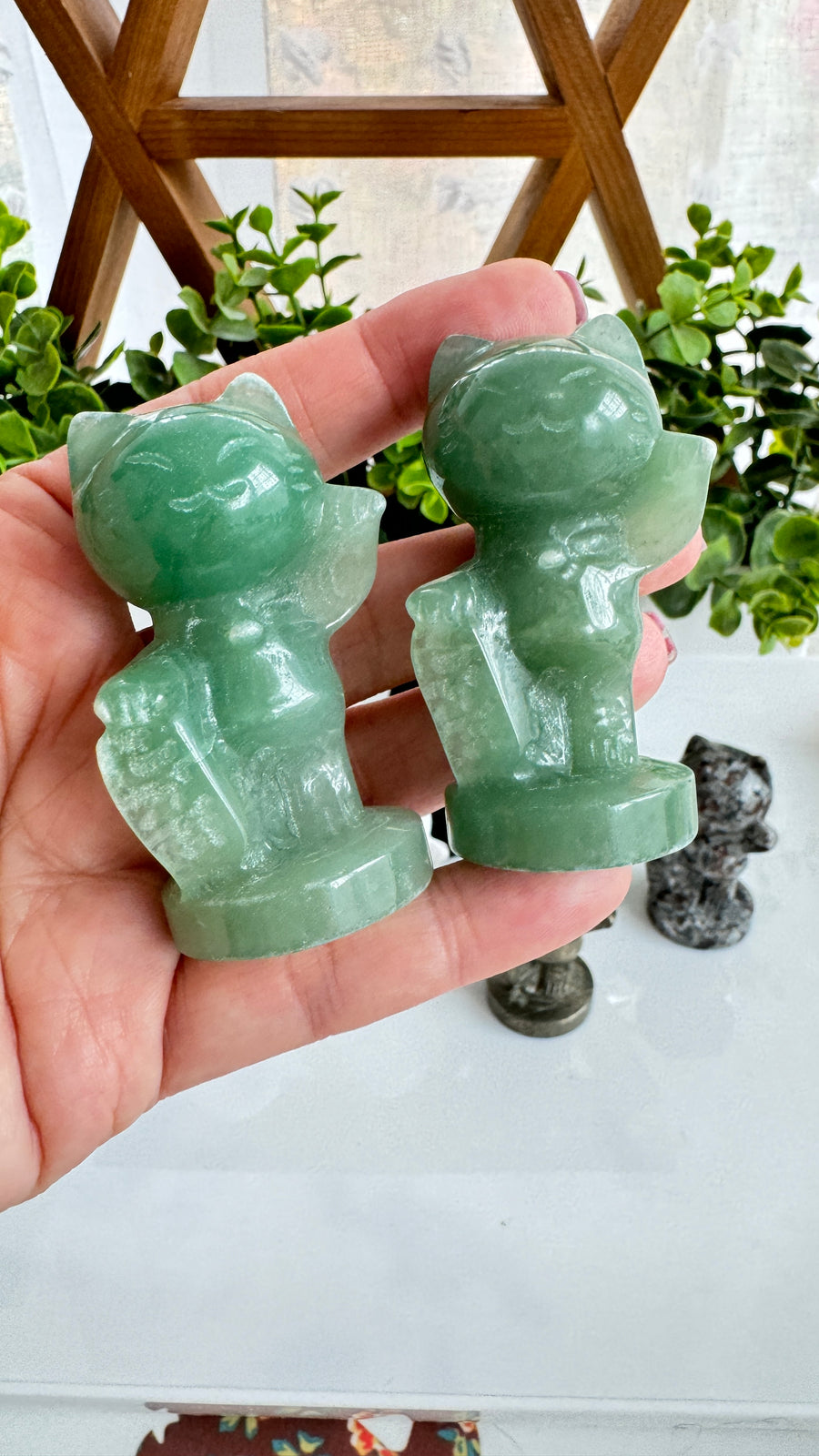 Lucky Cat LEFT PAW UP, Tall 2.5