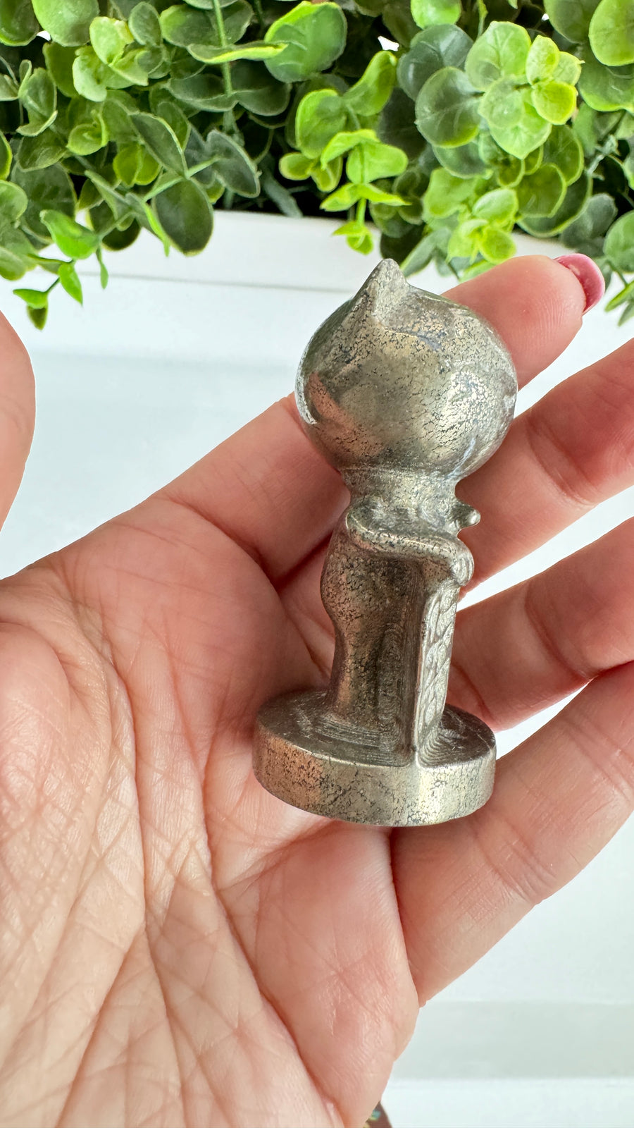 Lucky Cat LEFT PAW UP, Tall 2.5