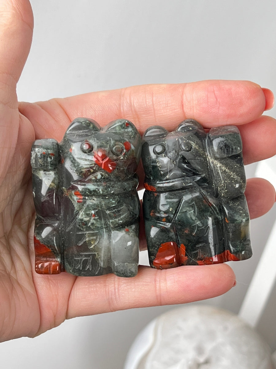 Lucky Cat, Maneki Neko, Crystal Fortune Cat, Beckoning Cat Good Luck Carving