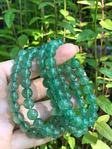 Green Strawberry Quartz 8 mm Crystal Bracelet, Stretchy, Green Tanzberry